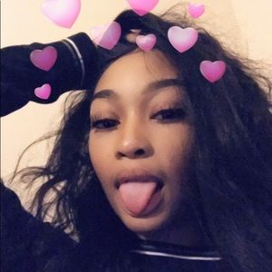 Meet your Posher, Gabrielle